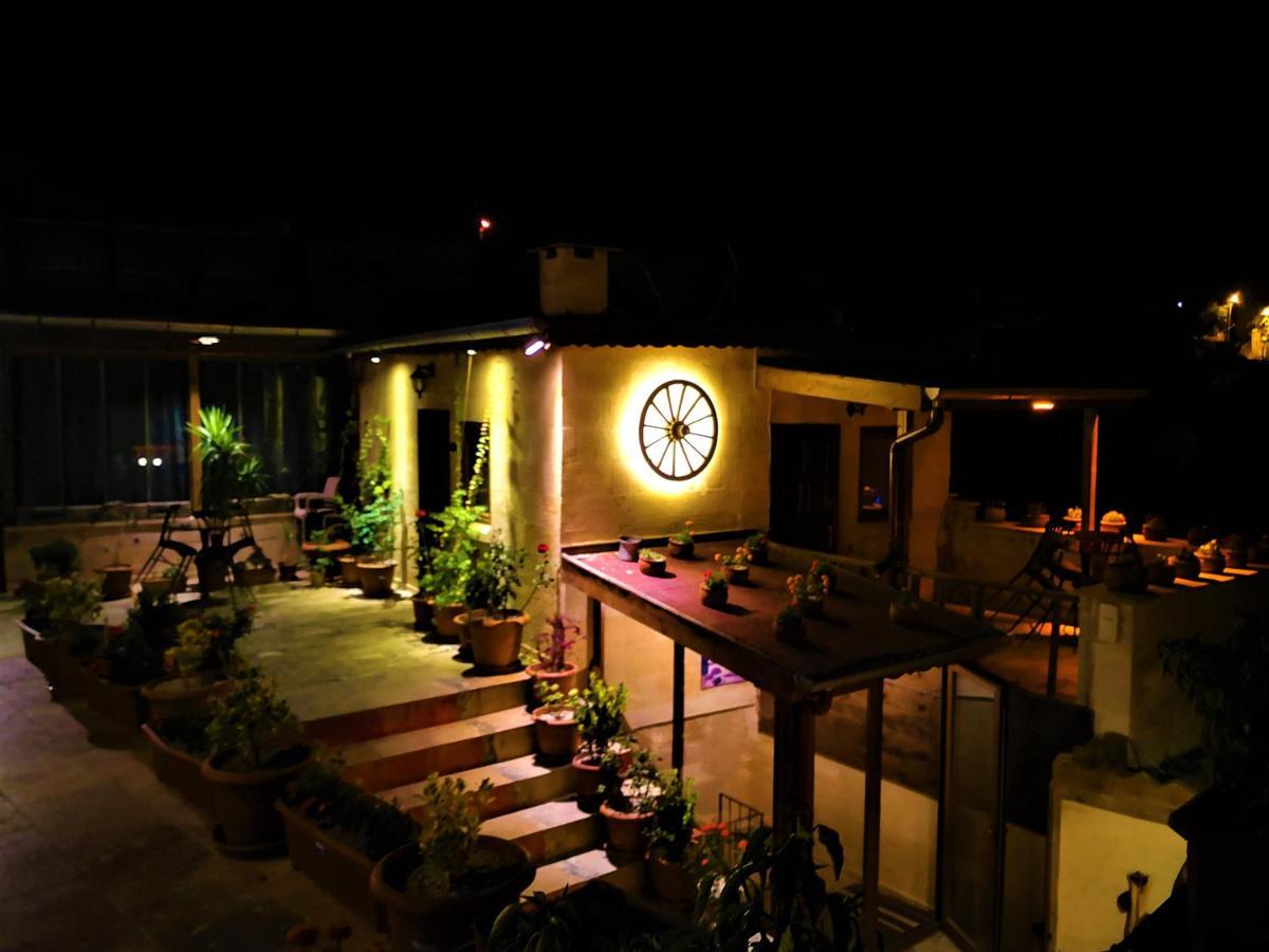 Larissa Cave Hotel Nevşehir Buitenkant foto